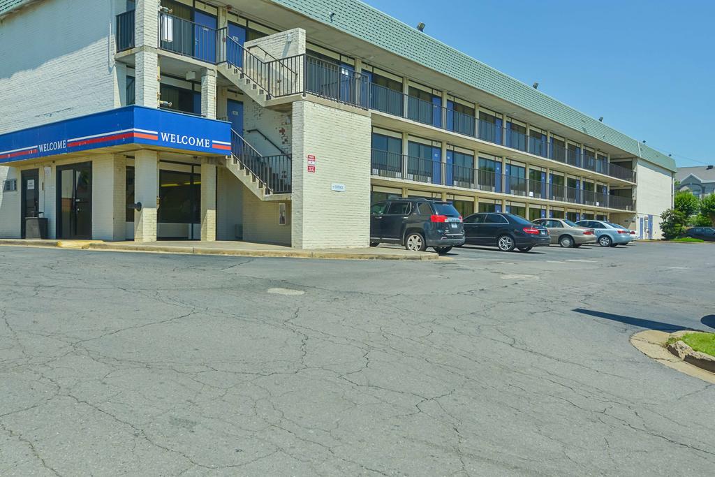 Motel 6-Little Rock, Ar - West Exterior photo