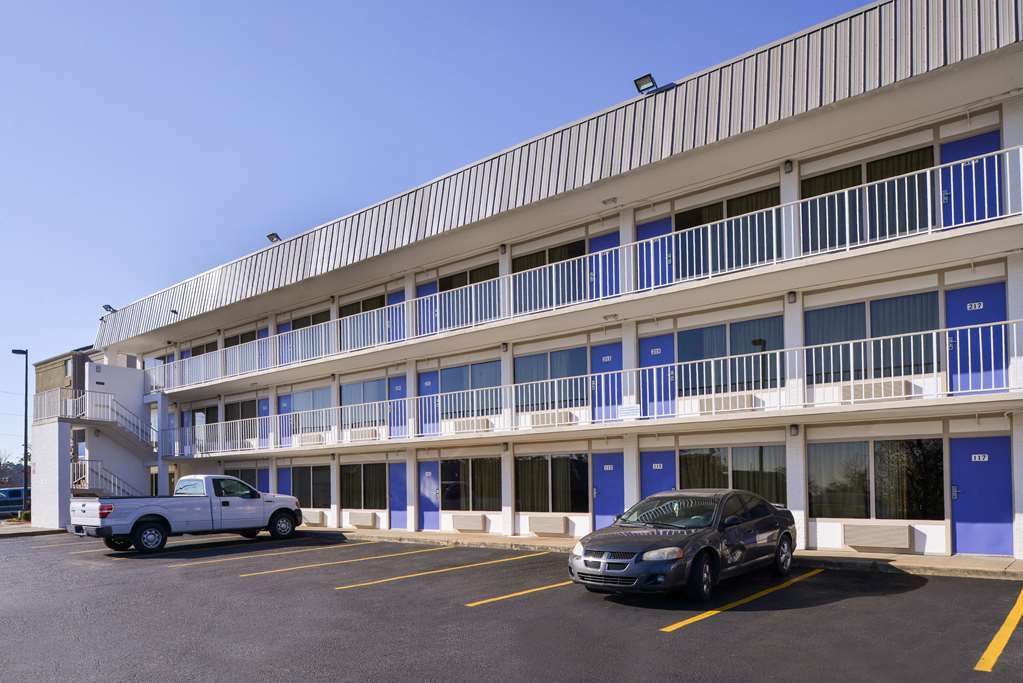 Motel 6-Little Rock, Ar - West Exterior photo